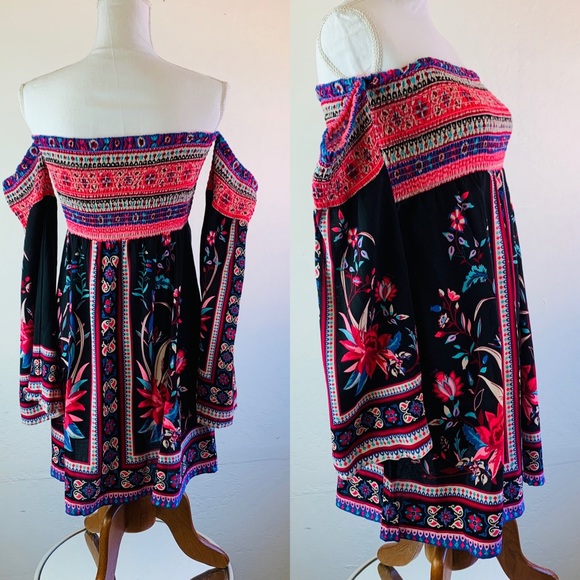 Flying Tomato Floral Off The Shoulder Dress - Picture 2 of 7